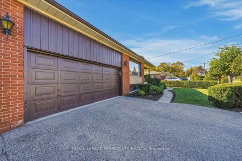 Photo 3 at 169 Grandravine Drive, York University Heights, Toronto