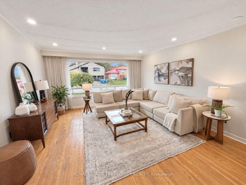 Photo 5 at 169 Grandravine Drive, York University Heights, Toronto
