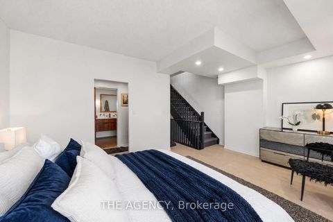 Photo 13 at 667 - 38 Stadium Road, Niagara, Toronto