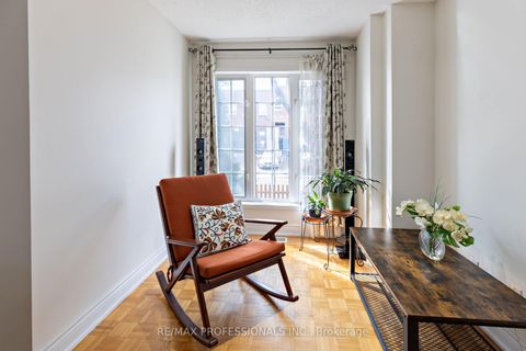 Photo 3 at 7 Mulock Avenue, Junction Area, Toronto