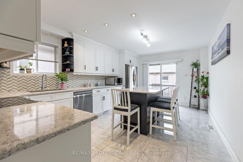 Photo 7 at 7 Mulock Avenue, Junction Area, Toronto