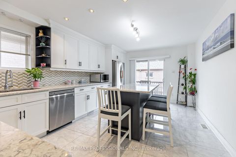 Photo 8 at 7 Mulock Avenue, Junction Area, Toronto