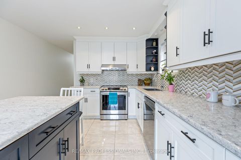 Photo 11 at 7 Mulock Avenue, Junction Area, Toronto