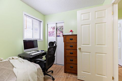 Photo 19 at 7 Mulock Avenue, Junction Area, Toronto