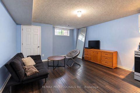 Photo 26 at 7 Mulock Avenue, Junction Area, Toronto
