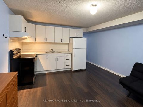 Photo 27 at 7 Mulock Avenue, Junction Area, Toronto