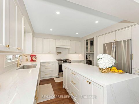 Photo 11 at 38 Spring Town Road, East Woodbridge, Vaughan