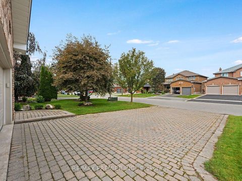 Photo 38 at 38 Spring Town Road, East Woodbridge, Vaughan