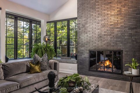 Photo 4 at 94 Roxborough Drive, Moore Park, Toronto