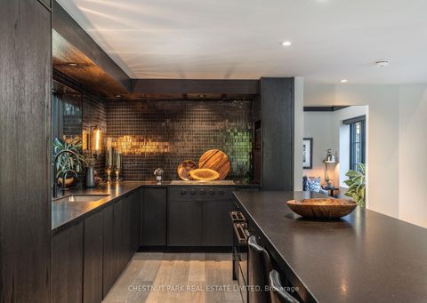 Photo 9 at 94 Roxborough Drive, Moore Park, Toronto