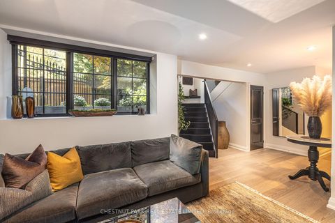 Photo 17 at 94 Roxborough Drive, Moore Park, Toronto