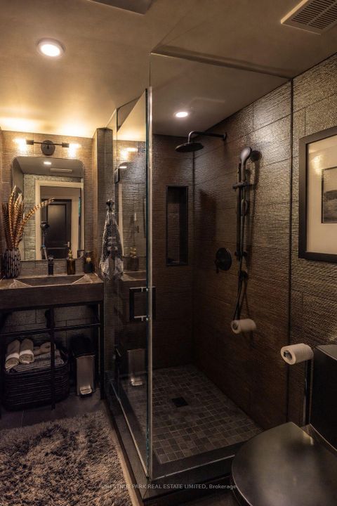 Photo 19 at 94 Roxborough Drive, Moore Park, Toronto