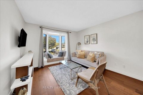 Photo 5 at 11 BRISTOW Court, Allandale Heights, Barrie