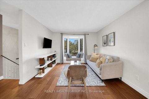 Photo 6 at 11 BRISTOW Court, Allandale Heights, Barrie