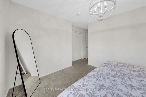 Photo 19 at 11 BRISTOW Court, Allandale Heights, Barrie