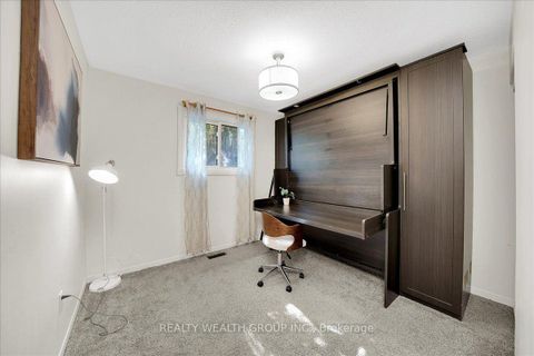 Photo 30 at 11 BRISTOW Court, Allandale Heights, Barrie