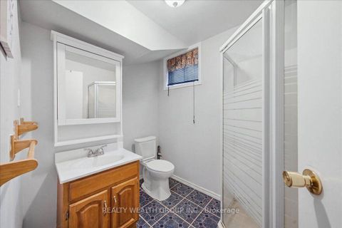 Photo 38 at 11 BRISTOW Court, Allandale Heights, Barrie