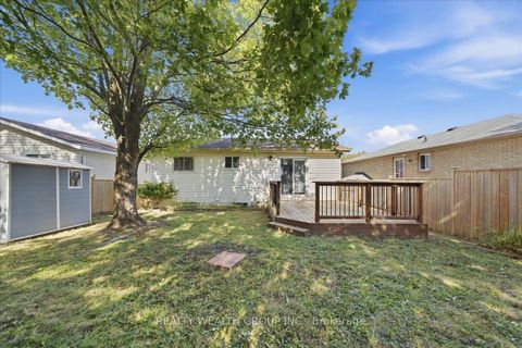 Photo 39 at 11 BRISTOW Court, Allandale Heights, Barrie
