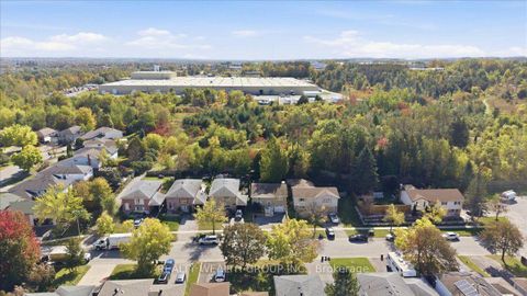 Photo 46 at 11 BRISTOW Court, Allandale Heights, Barrie