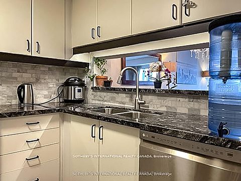 Photo 5 at 1715 - 711 Bay Street, Bay Street Corridor, Toronto