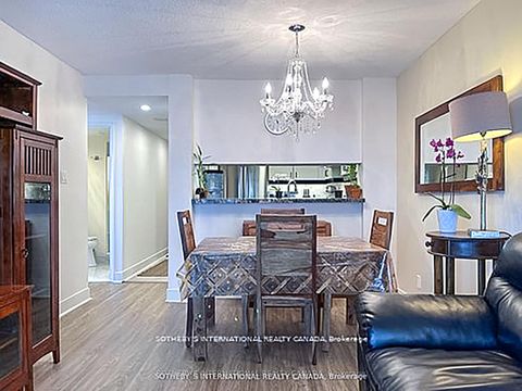 Photo 7 at 1715 - 711 Bay Street, Bay Street Corridor, Toronto