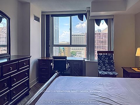 Photo 12 at 1715 - 711 Bay Street, Bay Street Corridor, Toronto