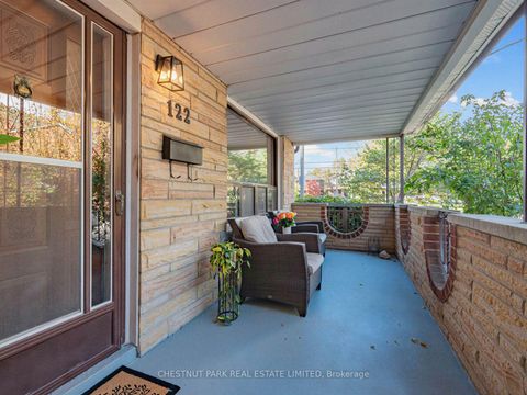 Photo 2 at 122 Forman Avenue, Mount Pleasant East, Toronto
