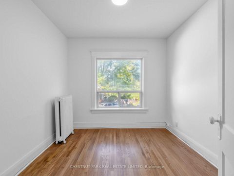 Photo 16 at 122 Forman Avenue, Mount Pleasant East, Toronto