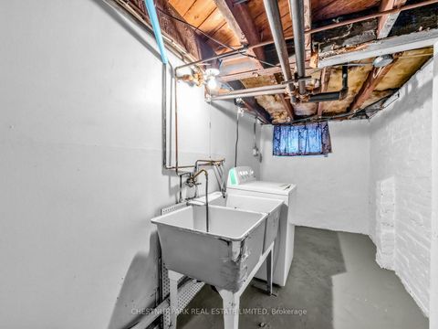 Photo 24 at 122 Forman Avenue, Mount Pleasant East, Toronto