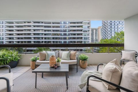 Photo 14 at 309 - 80 Quebec Avenue, High Park North, Toronto