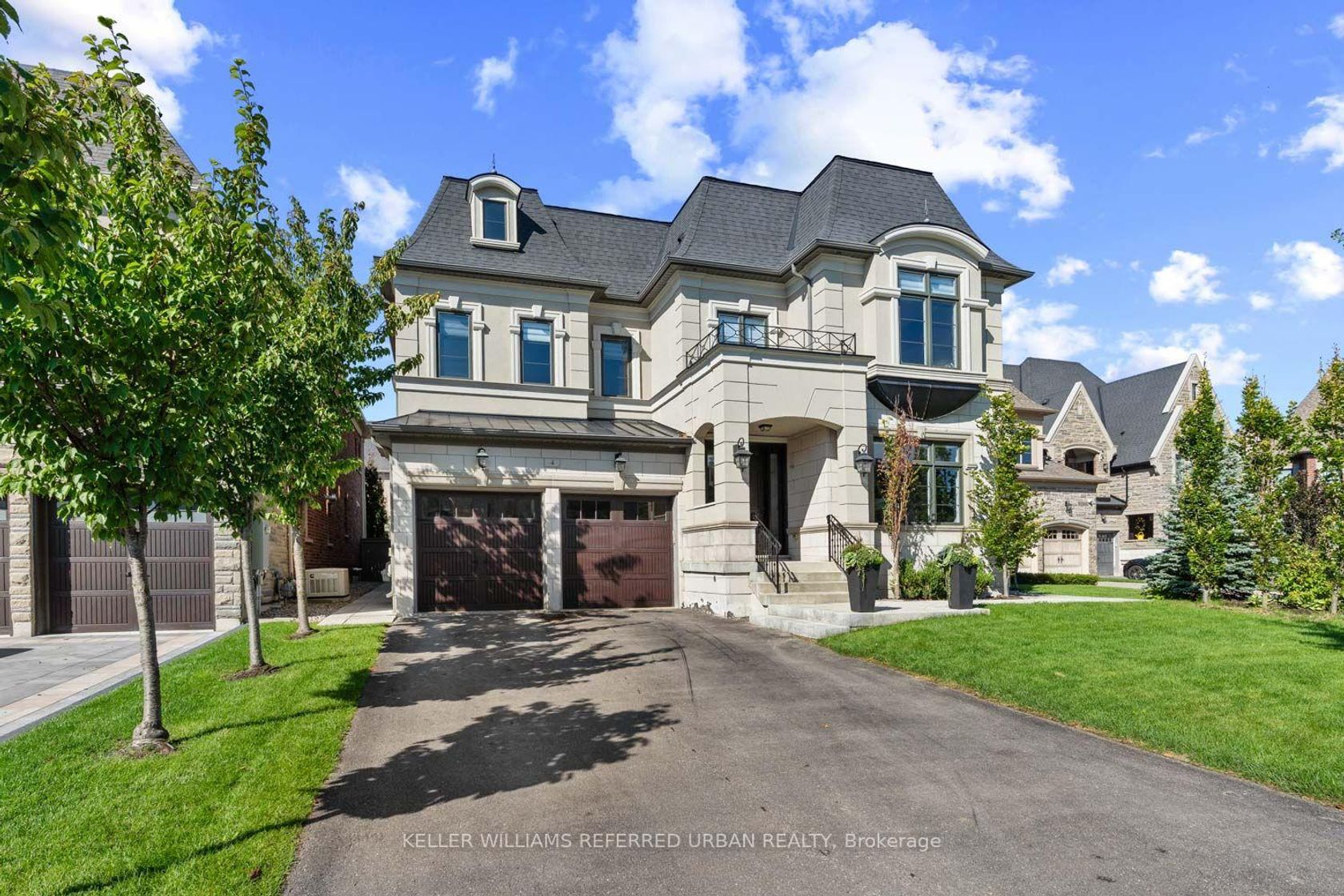 4 Basil Ridge Court, King City, King photo number 2