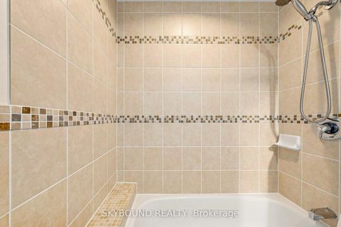 Photo 21 at 19 Riverview Heights, Humber Heights, Toronto
