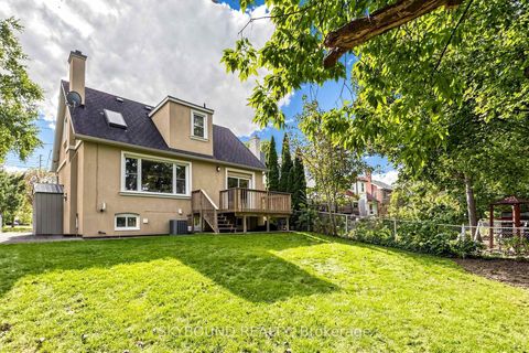 Photo 35 at 19 Riverview Heights, Humber Heights, Toronto