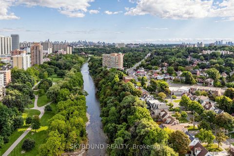 Photo 47 at 19 Riverview Heights, Humber Heights, Toronto