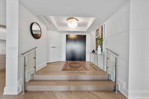 Photo 5 at 1401 - 240 Heath Street W, Forest Hill South, Toronto