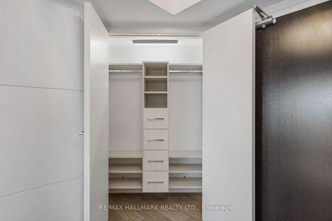 Photo 6 at 1401 - 240 Heath Street W, Forest Hill South, Toronto