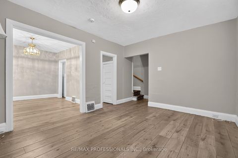 Photo 7 at 262 Melrose Street, Mimico, Toronto