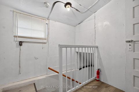 Photo 13 at 262 Melrose Street, Mimico, Toronto