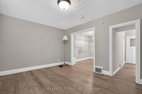 Photo 14 at 262 Melrose Street, Mimico, Toronto