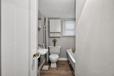 Photo 19 at 262 Melrose Street, Mimico, Toronto