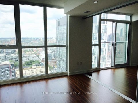 Photo 1 at 4210 - 85 Queens Wharf Road, Waterfront Communities C1, Toronto