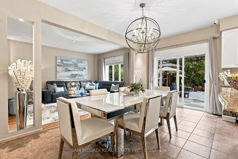 Photo 10 at 35 Tiana Court, Vellore Village, Vaughan
