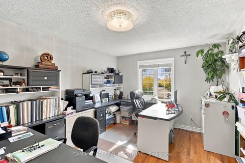Photo 32 at 35 Tiana Court, Vellore Village, Vaughan