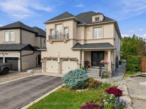Photo 47 at 35 Tiana Court, Vellore Village, Vaughan