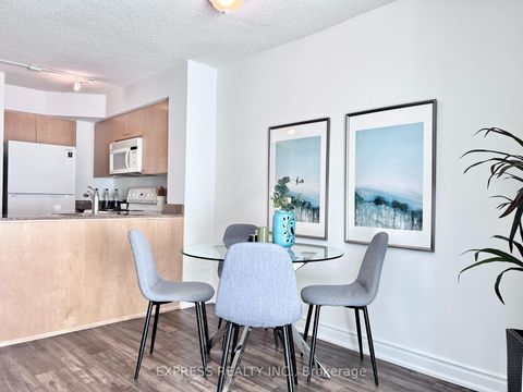 Photo 4 at 512 - 361 Front Street W, Waterfront Communities C1, Toronto