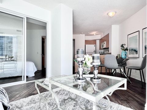 Photo 6 at 512 - 361 Front Street W, Waterfront Communities C1, Toronto