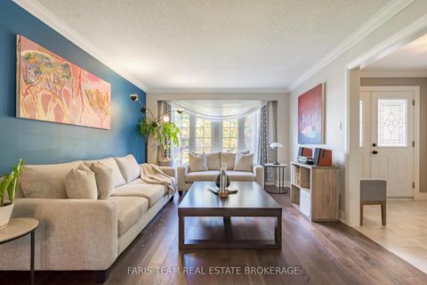 Photo 6 at 61 Oakridge Drive, Sunnidale, Barrie
