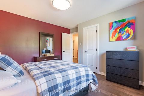 Photo 14 at 61 Oakridge Drive, Sunnidale, Barrie