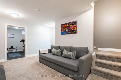 Photo 19 at 61 Oakridge Drive, Sunnidale, Barrie