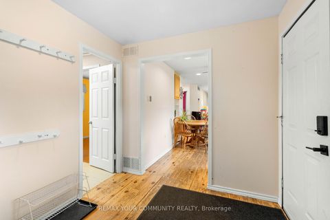 Photo 5 at 69 Virginia Boulevard, Virginia, Georgina